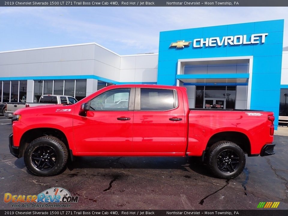 2019 Chevrolet Silverado 1500 LT Z71 Trail Boss Crew Cab 4WD Red Hot / Jet Black Photo #3