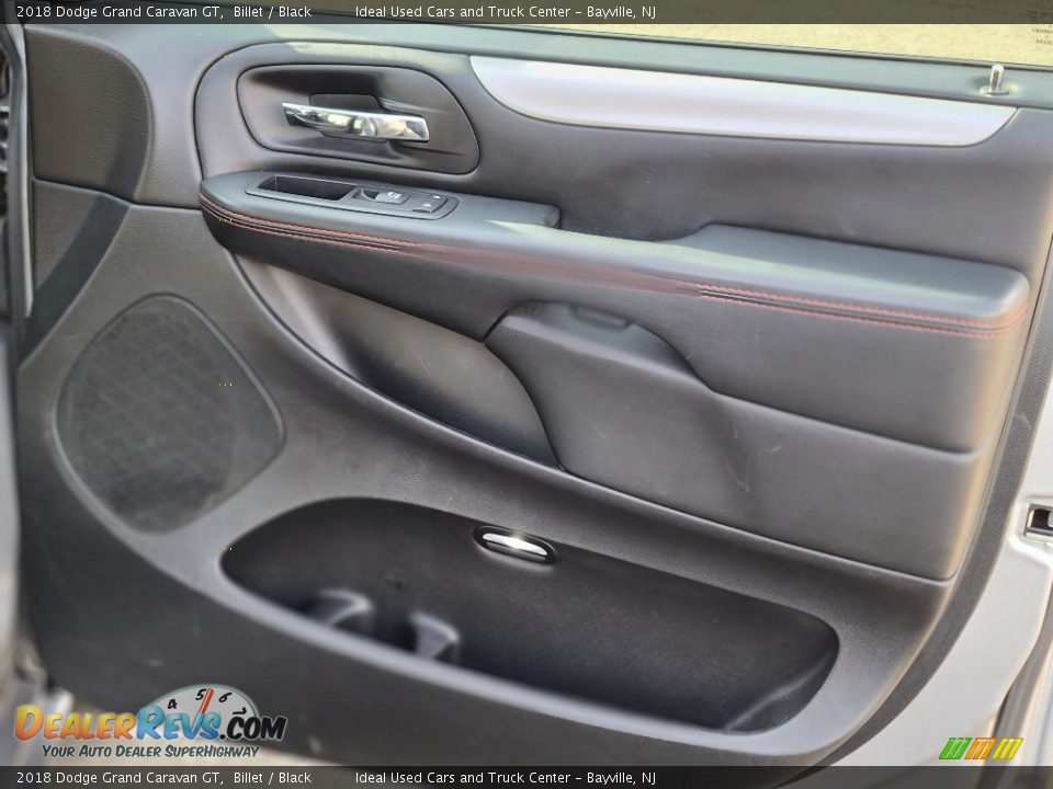 Door Panel of 2018 Dodge Grand Caravan GT Photo #9