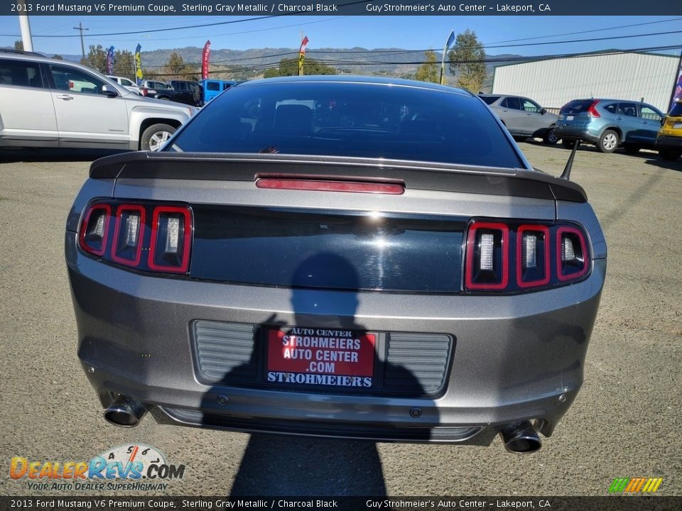 2013 Ford Mustang V6 Premium Coupe Sterling Gray Metallic / Charcoal Black Photo #10