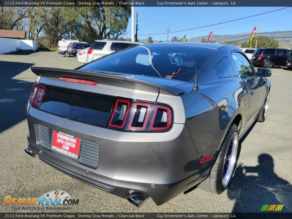 2013 Ford Mustang V6 Premium Coupe Sterling Gray Metallic / Charcoal Black Photo #11