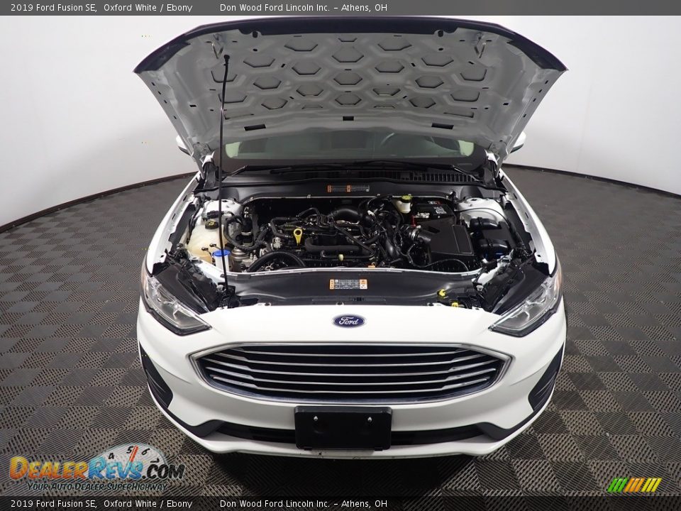 2019 Ford Fusion SE Oxford White / Ebony Photo #6