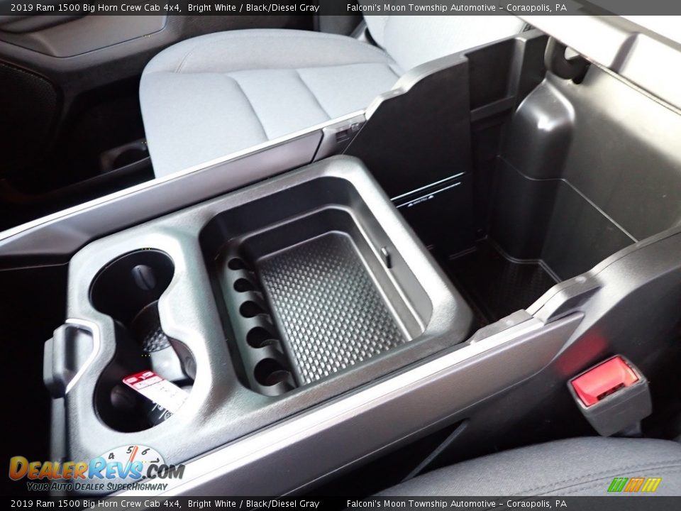 2019 Ram 1500 Big Horn Crew Cab 4x4 Bright White / Black/Diesel Gray Photo #25