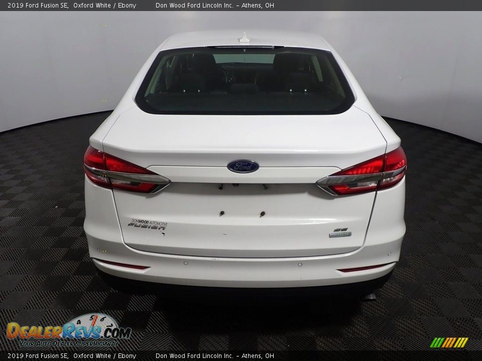 2019 Ford Fusion SE Oxford White / Ebony Photo #13