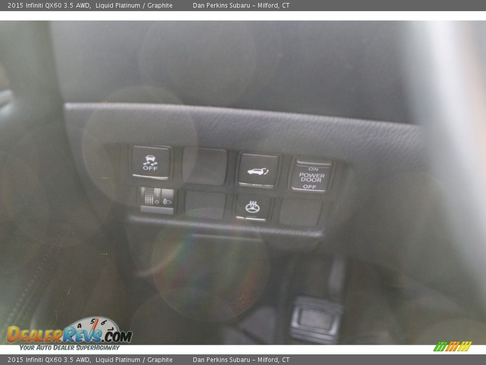 2015 Infiniti QX60 3.5 AWD Liquid Platinum / Graphite Photo #18
