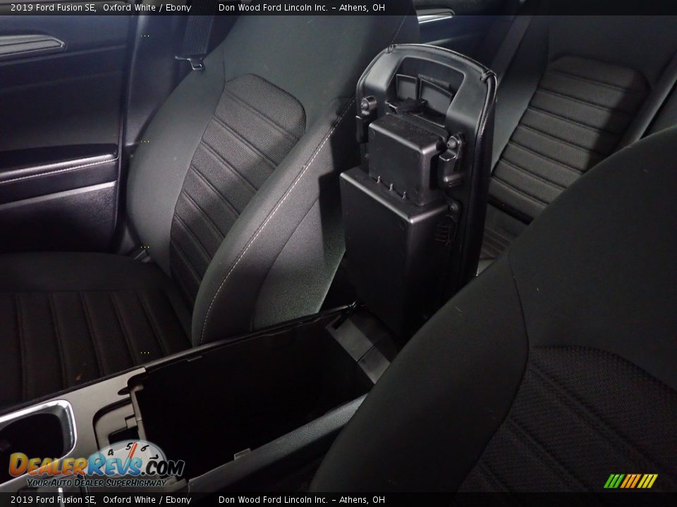2019 Ford Fusion SE Oxford White / Ebony Photo #34