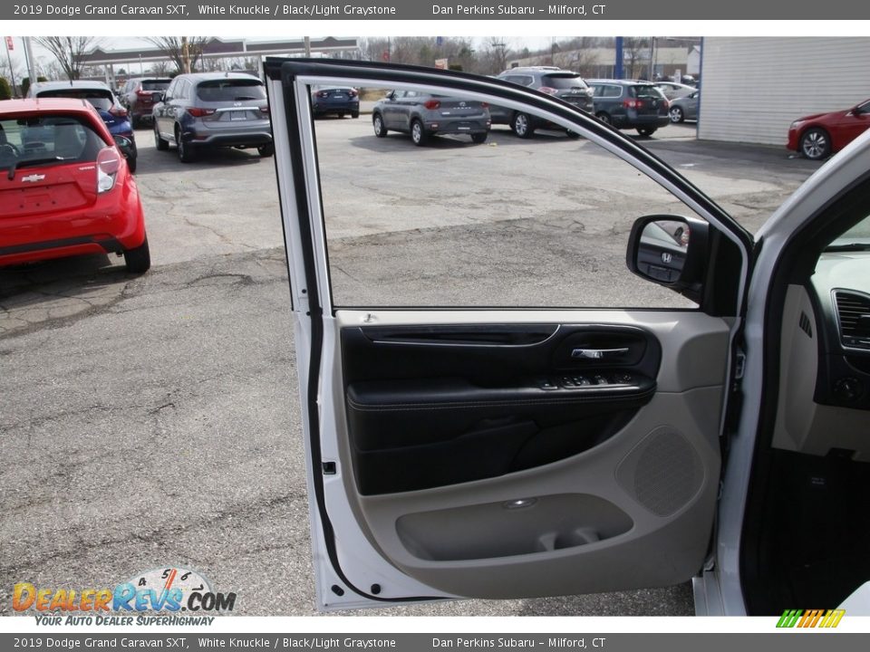 2019 Dodge Grand Caravan SXT White Knuckle / Black/Light Graystone Photo #9