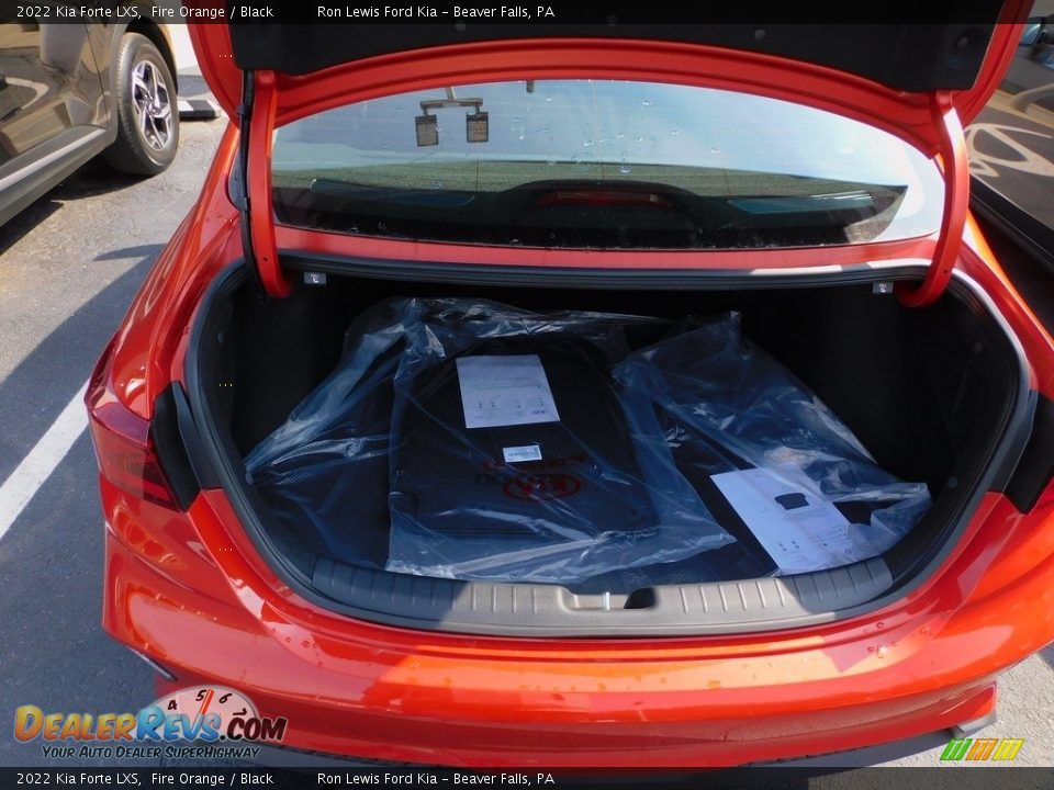 2022 Kia Forte LXS Fire Orange / Black Photo #4