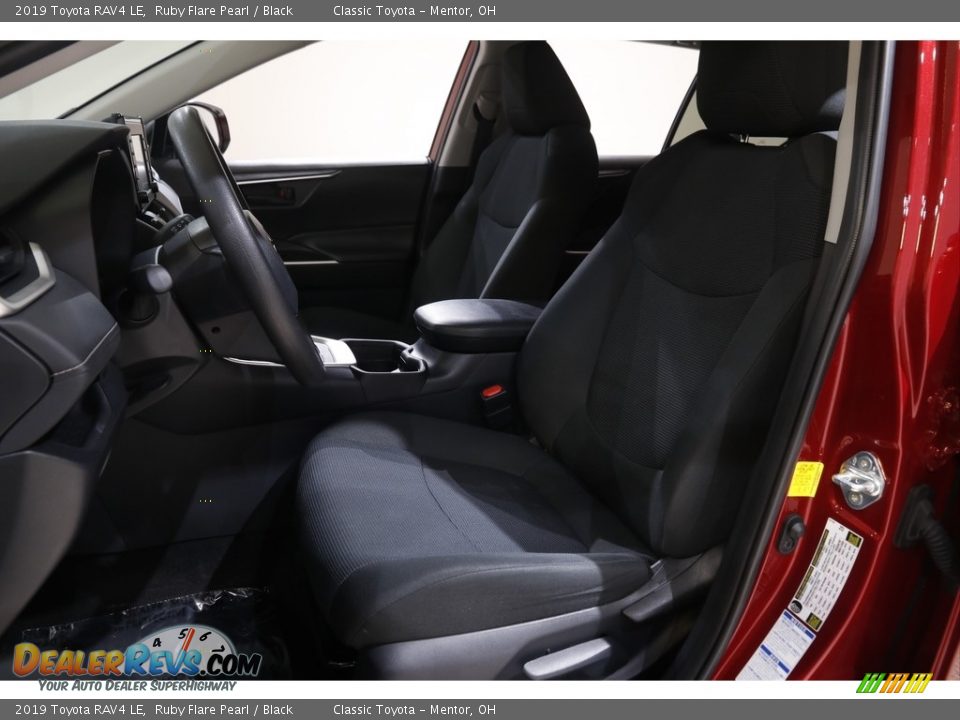 2019 Toyota RAV4 LE Ruby Flare Pearl / Black Photo #5