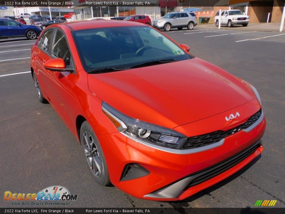2022 Kia Forte LXS Fire Orange / Black Photo #9