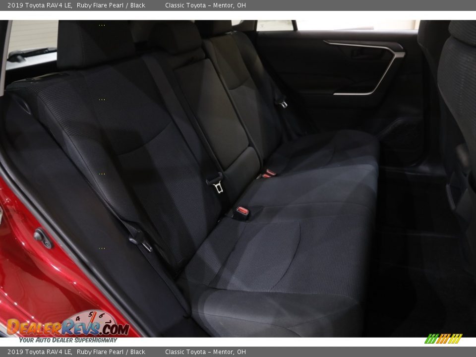 2019 Toyota RAV4 LE Ruby Flare Pearl / Black Photo #15
