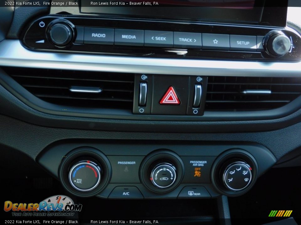 2022 Kia Forte LXS Fire Orange / Black Photo #17