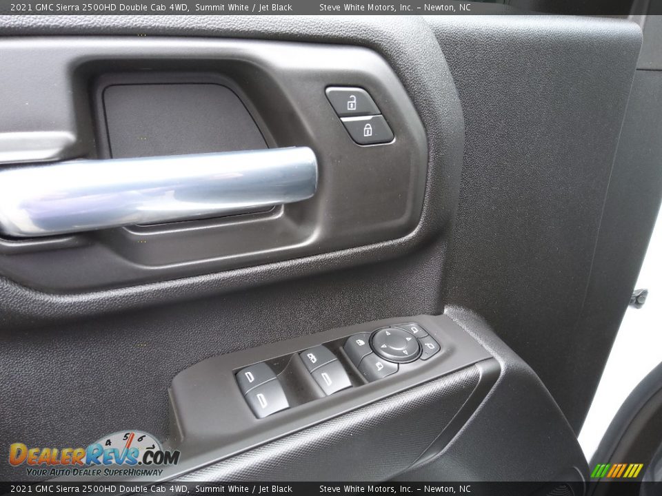 Door Panel of 2021 GMC Sierra 2500HD Double Cab 4WD Photo #12