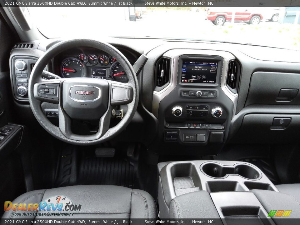 Dashboard of 2021 GMC Sierra 2500HD Double Cab 4WD Photo #16