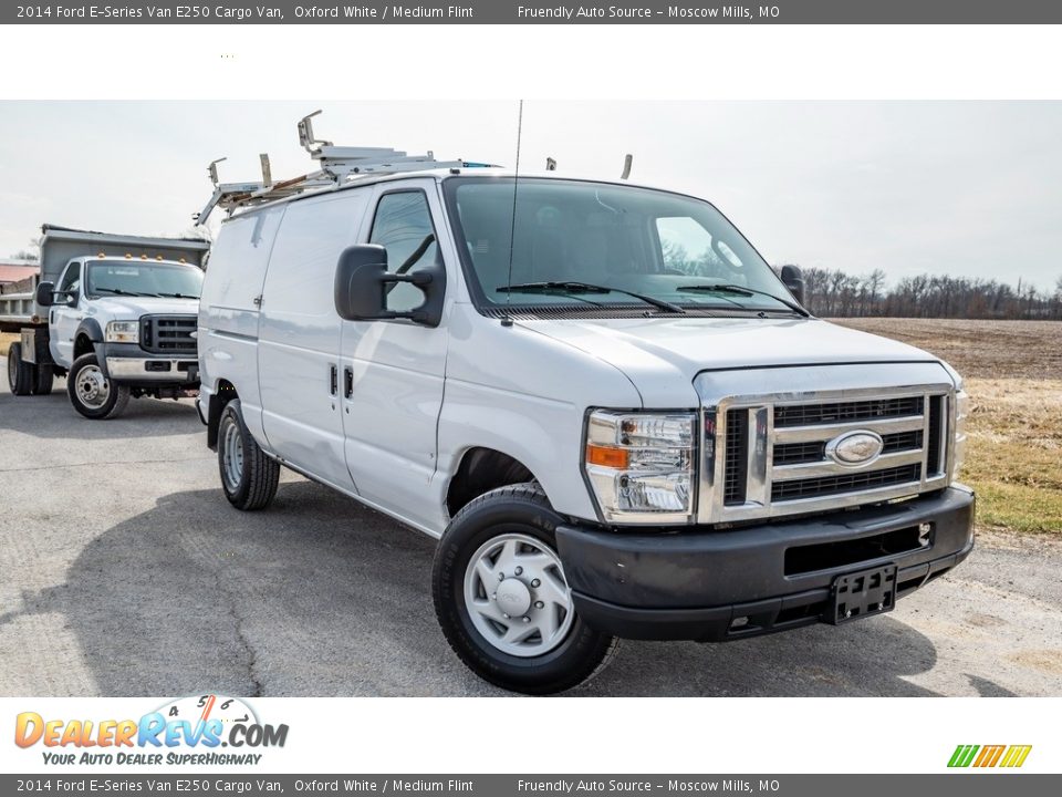 2014 Ford E-Series Van E250 Cargo Van Oxford White / Medium Flint Photo #1