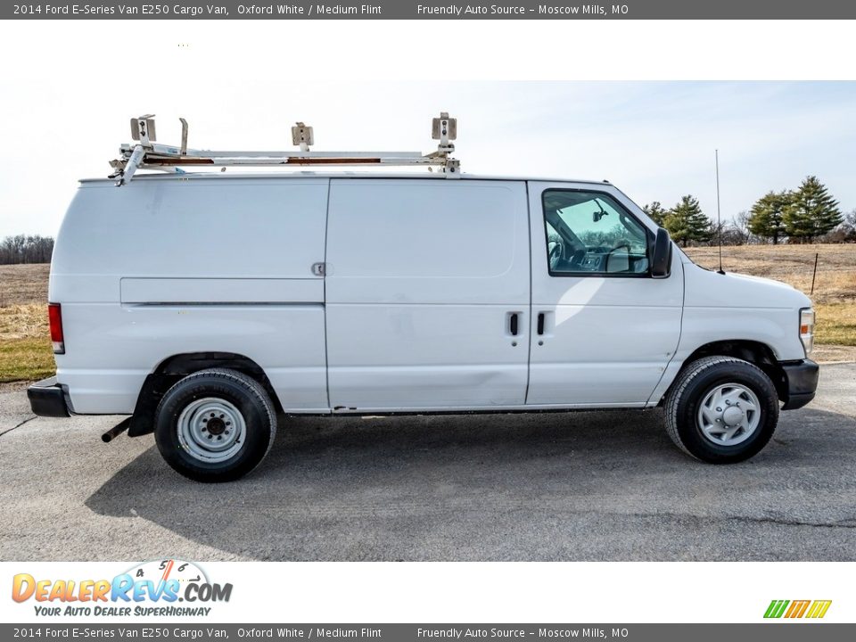 2014 Ford E-Series Van E250 Cargo Van Oxford White / Medium Flint Photo #3