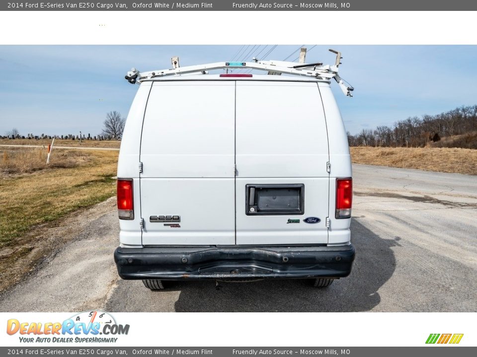 2014 Ford E-Series Van E250 Cargo Van Oxford White / Medium Flint Photo #5