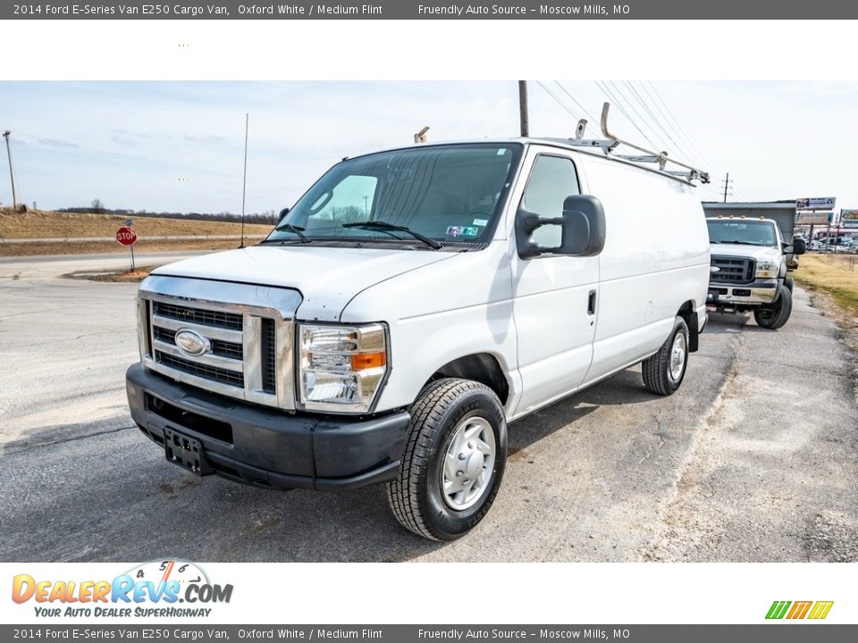 2014 Ford E-Series Van E250 Cargo Van Oxford White / Medium Flint Photo #8