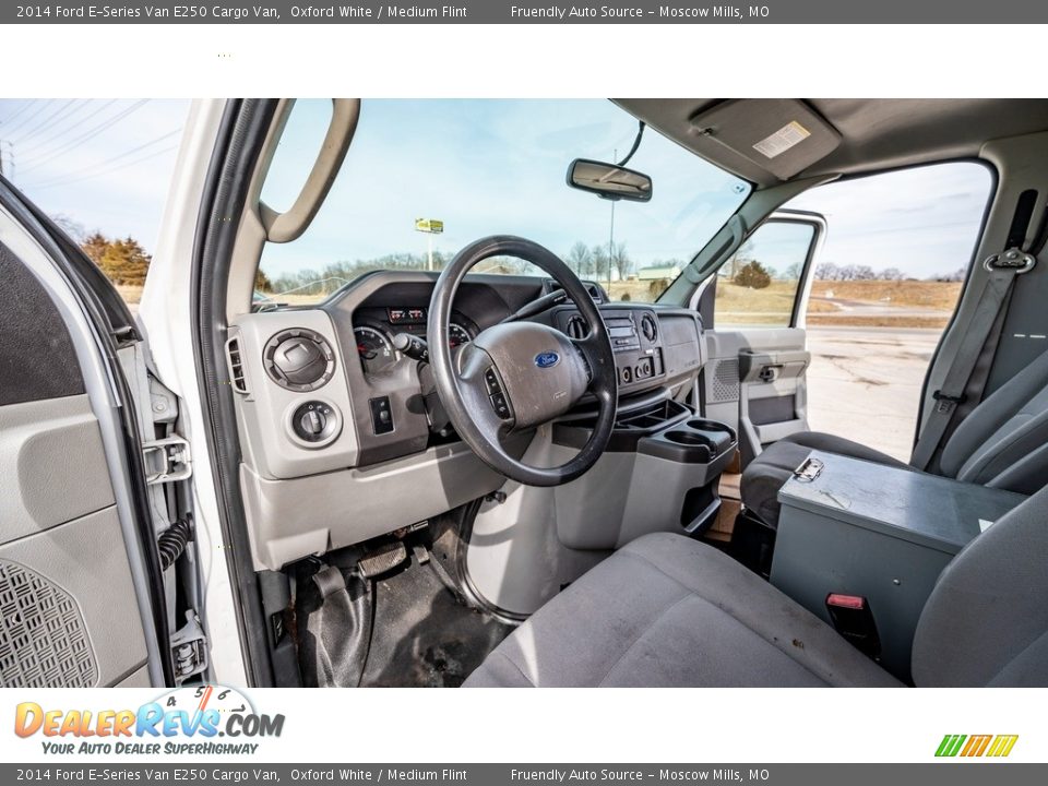 2014 Ford E-Series Van E250 Cargo Van Oxford White / Medium Flint Photo #19