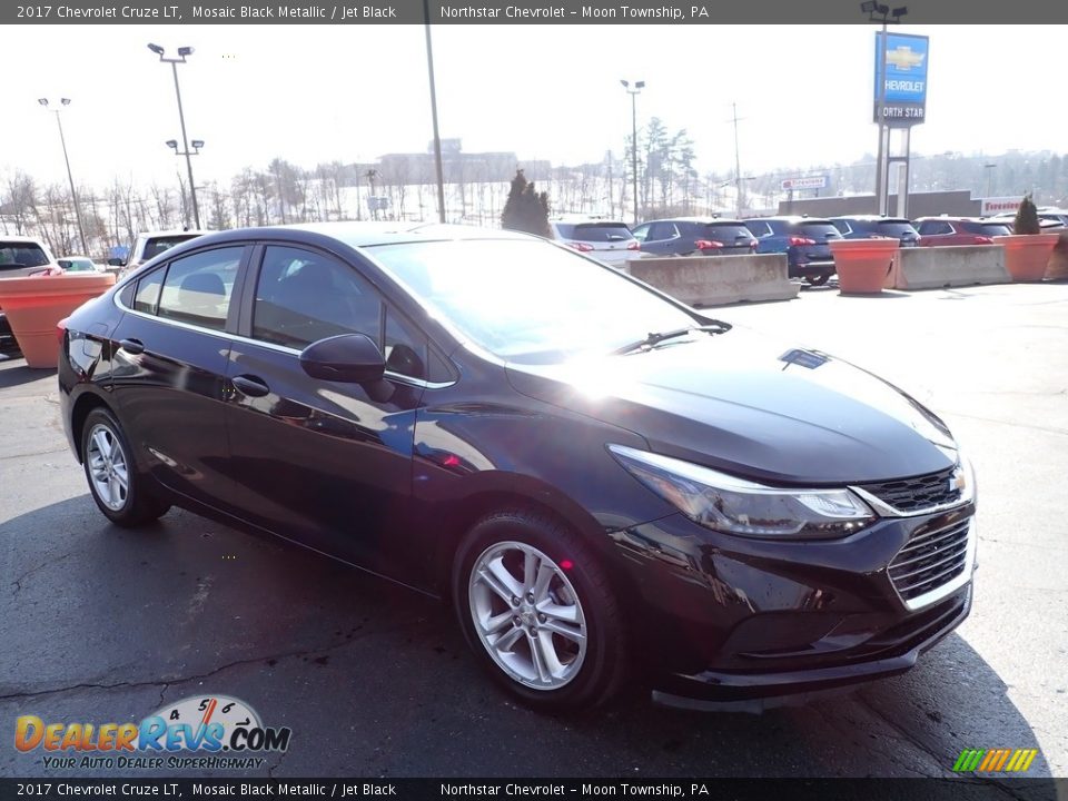 2017 Chevrolet Cruze LT Mosaic Black Metallic / Jet Black Photo #11