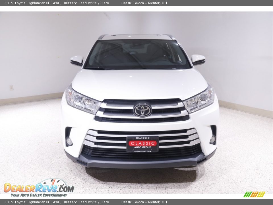 2019 Toyota Highlander XLE AWD Blizzard Pearl White / Black Photo #2