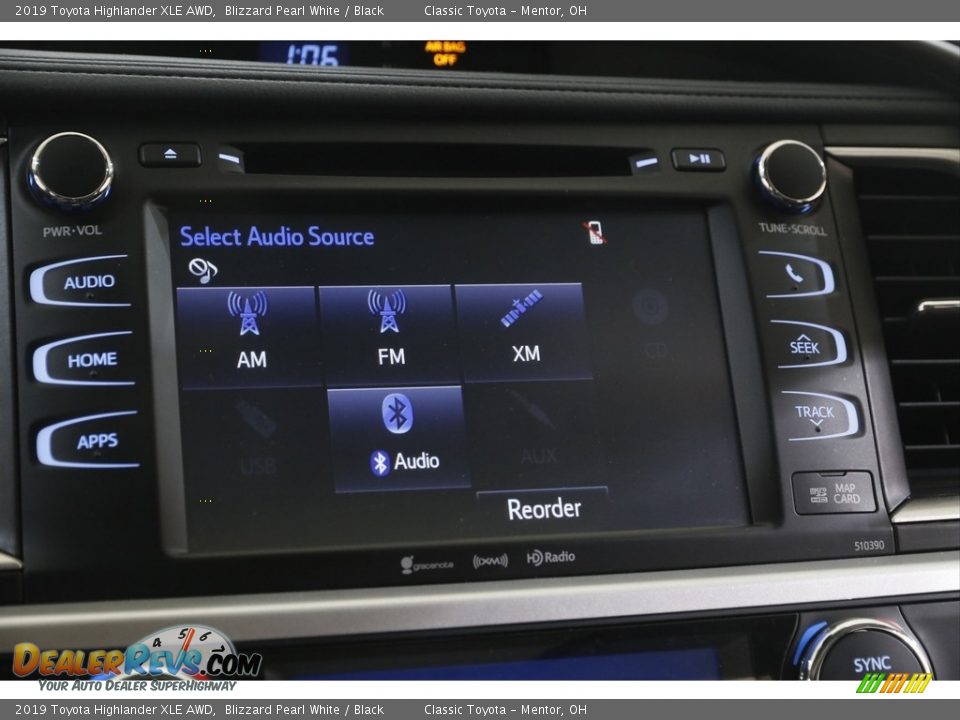 2019 Toyota Highlander XLE AWD Blizzard Pearl White / Black Photo #12