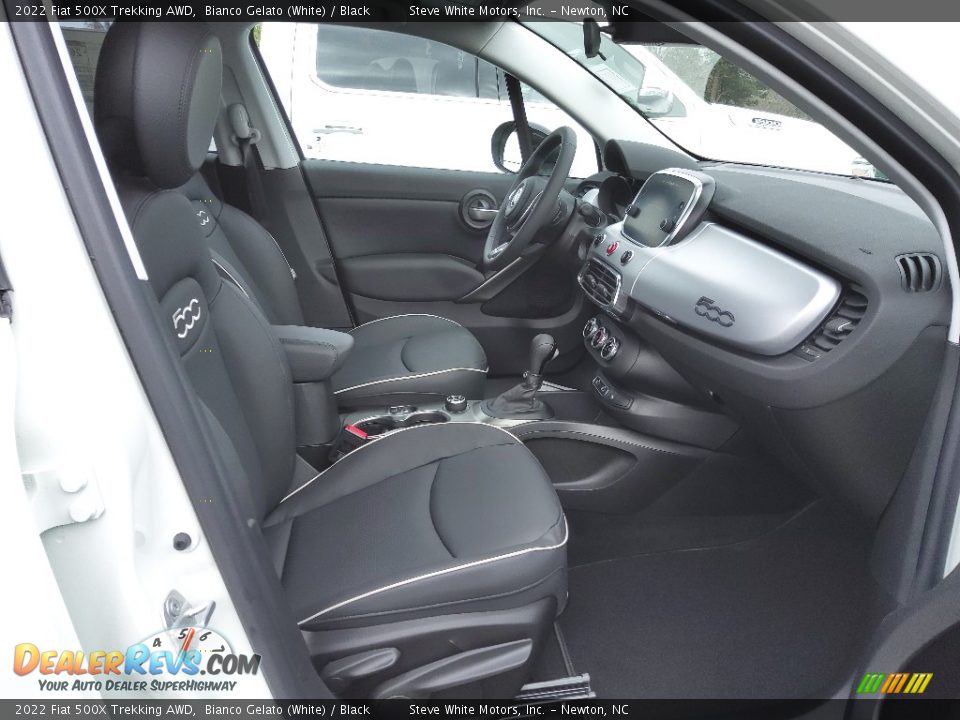 Front Seat of 2022 Fiat 500X Trekking AWD Photo #16