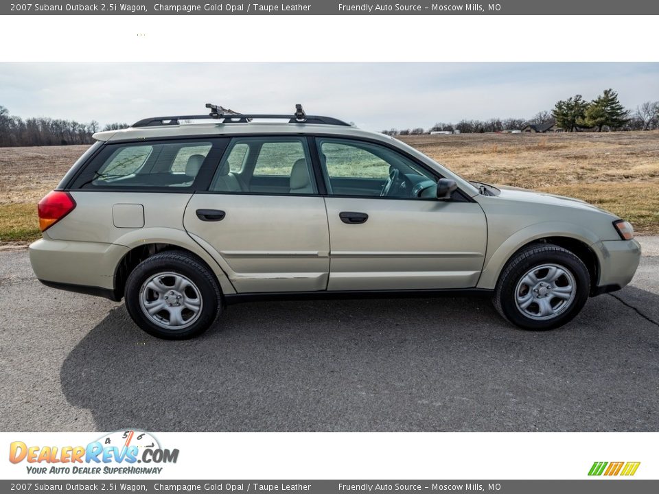 2007 Subaru Outback 2.5i Wagon Champagne Gold Opal / Taupe Leather Photo #3