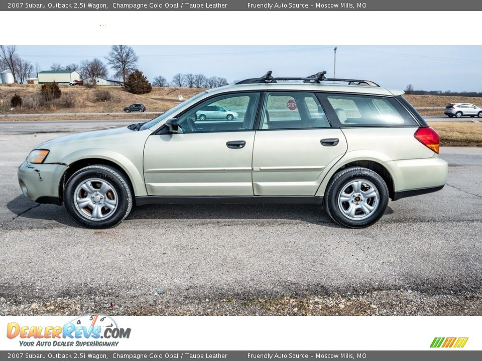 2007 Subaru Outback 2.5i Wagon Champagne Gold Opal / Taupe Leather Photo #7