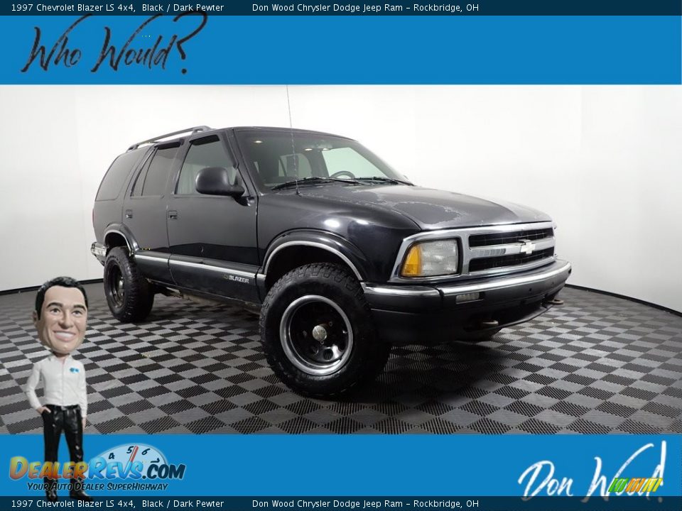 1997 Chevrolet Blazer LS 4x4 Black / Dark Pewter Photo #1