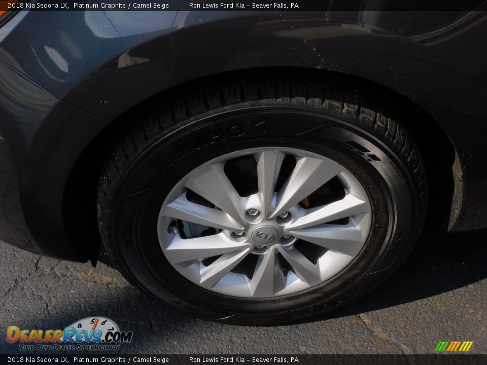 2018 Kia Sedona LX Platinum Graphite / Camel Beige Photo #10