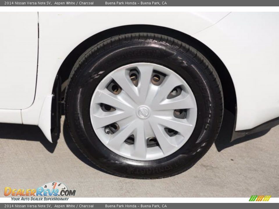 2014 Nissan Versa Note SV Aspen White / Charcoal Photo #27