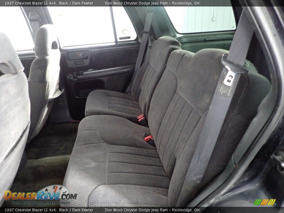 1997 Chevrolet Blazer LS 4x4 Black / Dark Pewter Photo #21
