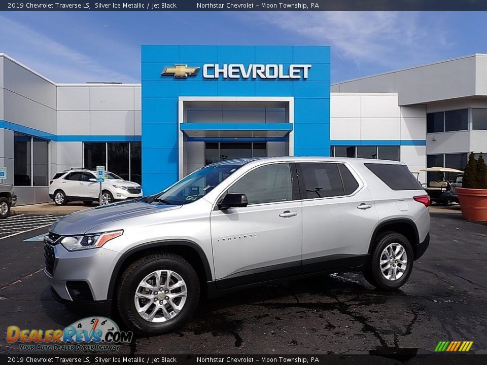 2019 Chevrolet Traverse LS Silver Ice Metallic / Jet Black Photo #1