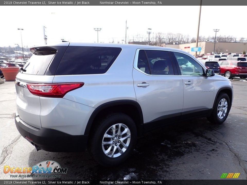 2019 Chevrolet Traverse LS Silver Ice Metallic / Jet Black Photo #9