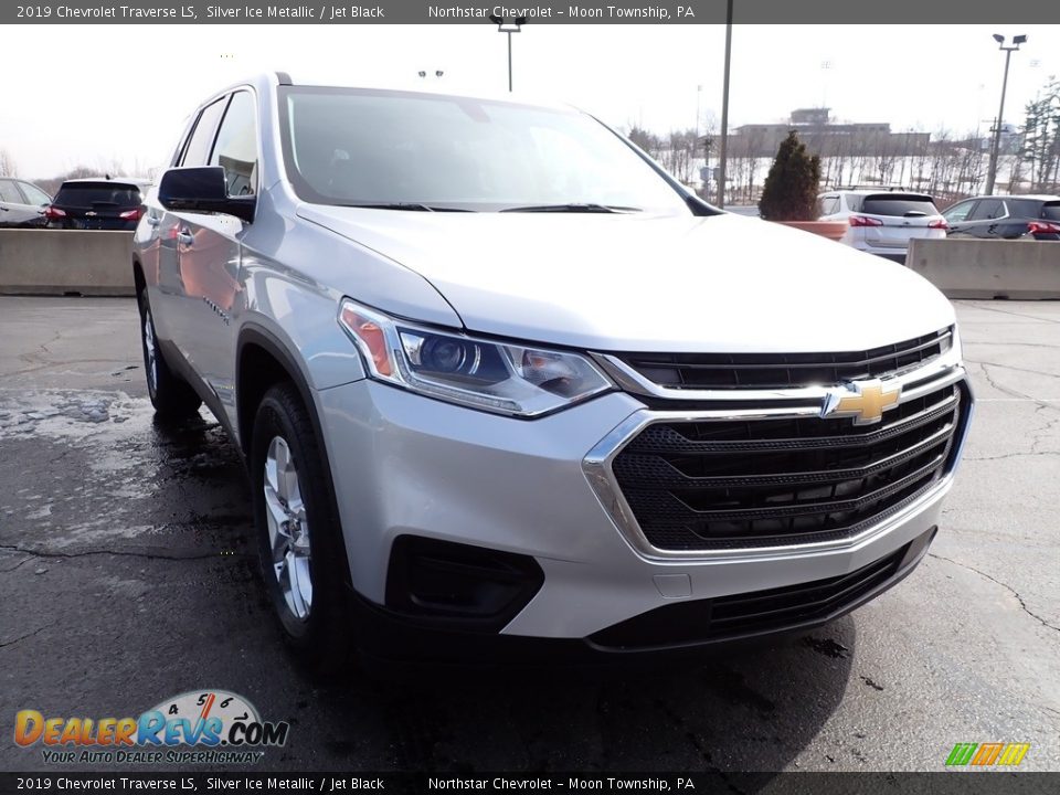 2019 Chevrolet Traverse LS Silver Ice Metallic / Jet Black Photo #12