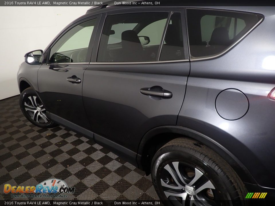 2016 Toyota RAV4 LE AWD Magnetic Gray Metallic / Black Photo #18