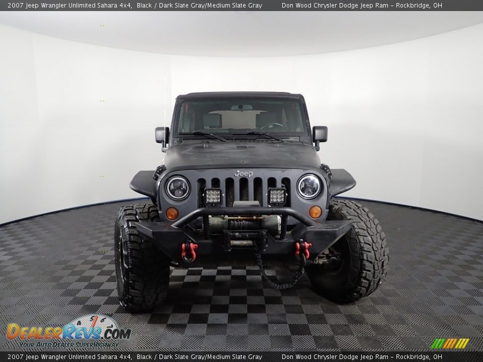 2007 Jeep Wrangler Unlimited Sahara 4x4 Black / Dark Slate Gray/Medium Slate Gray Photo #2