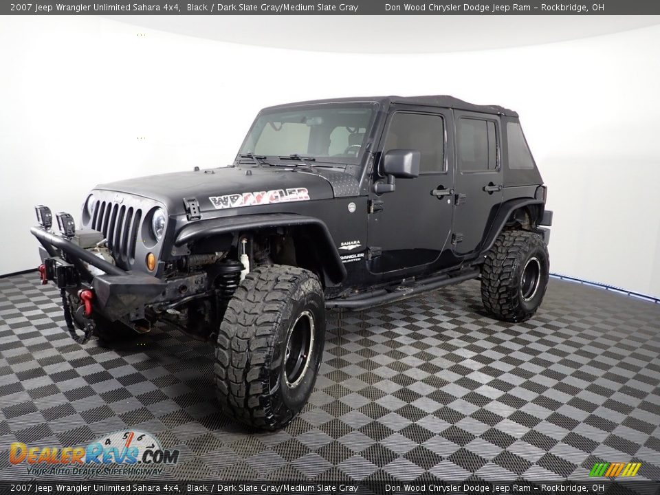 2007 Jeep Wrangler Unlimited Sahara 4x4 Black / Dark Slate Gray/Medium Slate Gray Photo #3