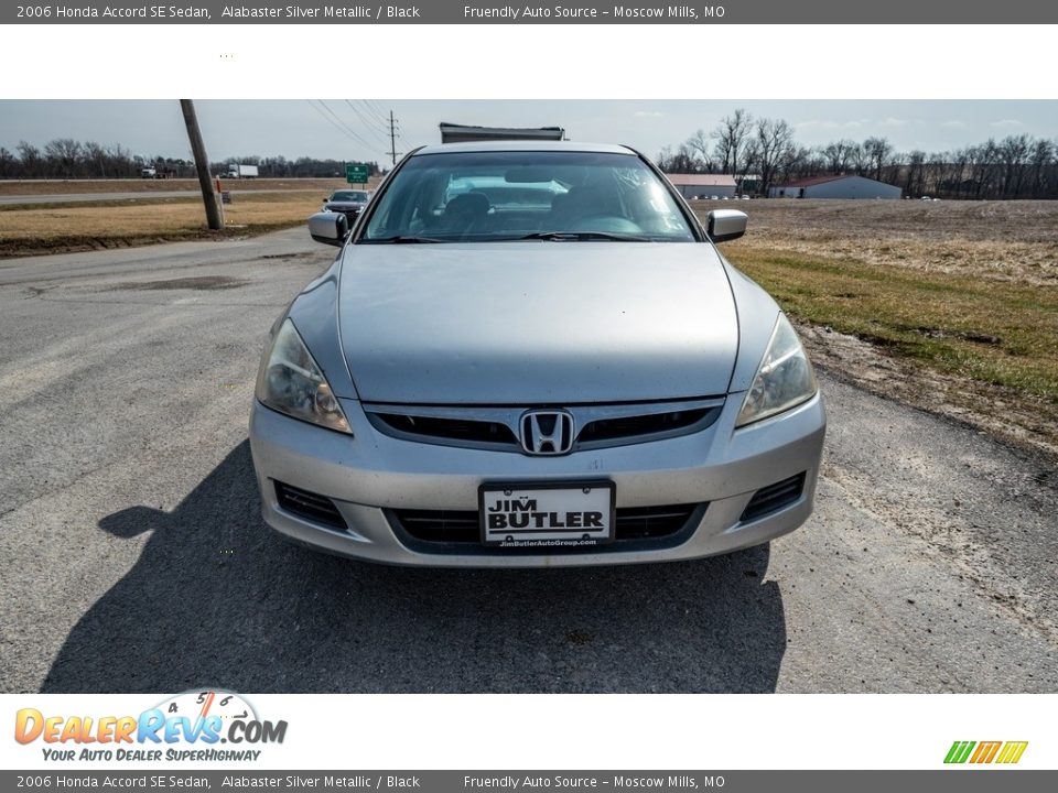 2006 Honda Accord SE Sedan Alabaster Silver Metallic / Black Photo #9