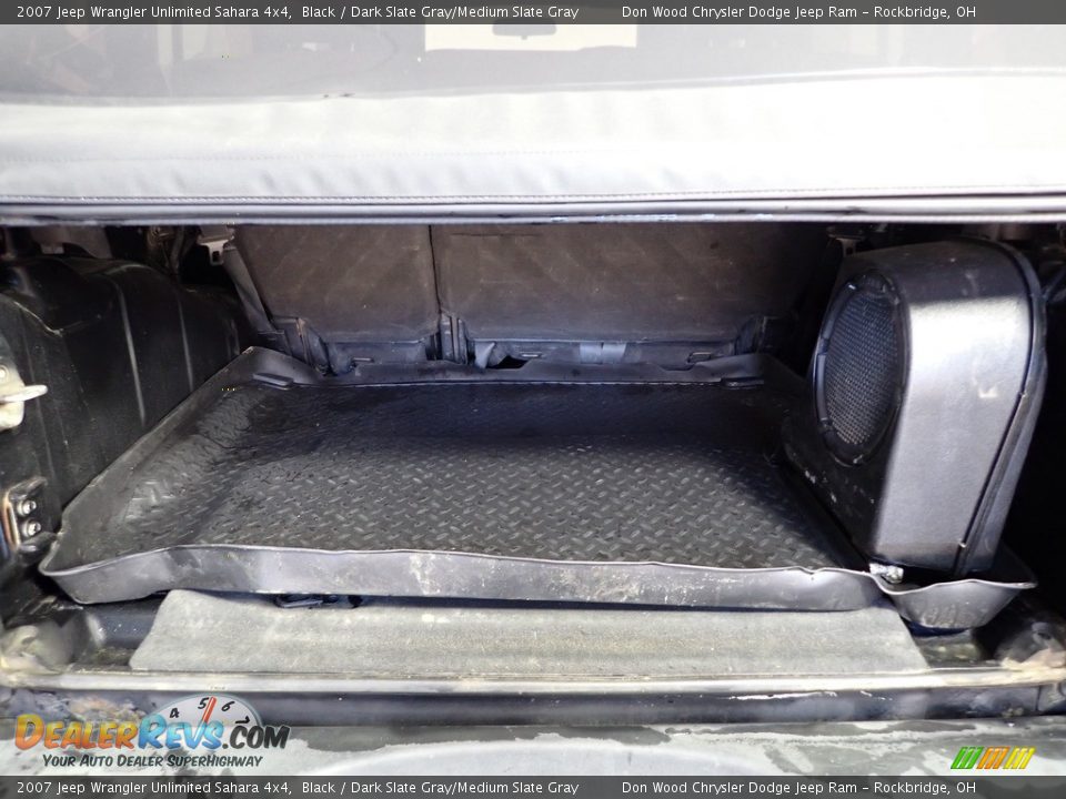 2007 Jeep Wrangler Unlimited Sahara 4x4 Black / Dark Slate Gray/Medium Slate Gray Photo #8