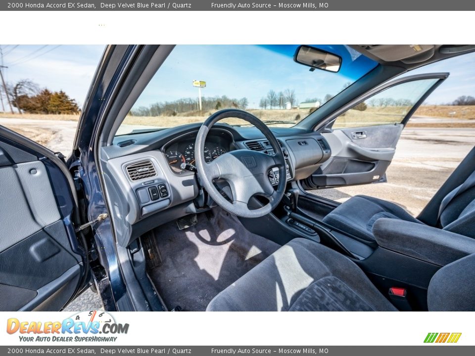 Quartz Interior - 2000 Honda Accord EX Sedan Photo #19