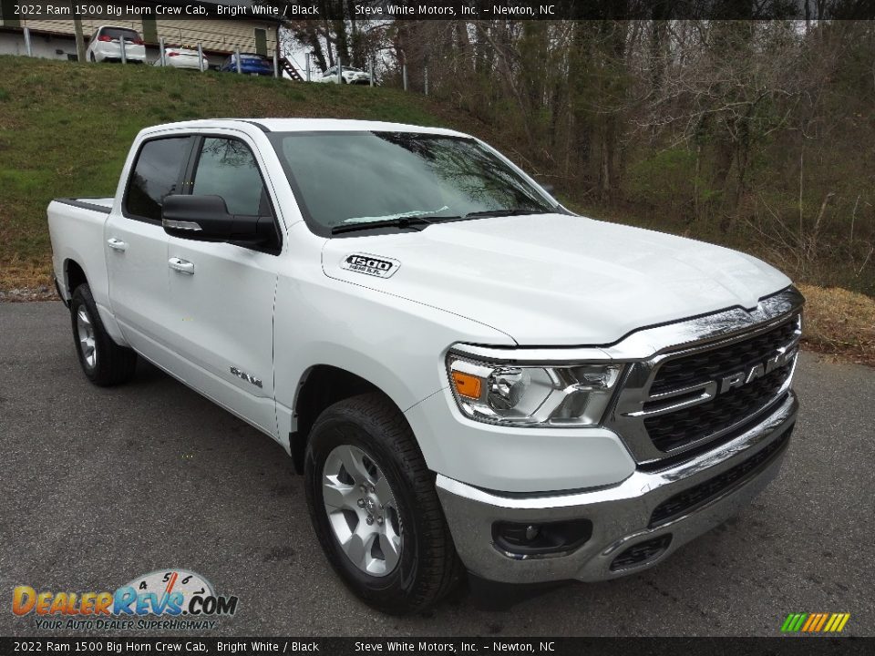 2022 Ram 1500 Big Horn Crew Cab Bright White / Black Photo #4