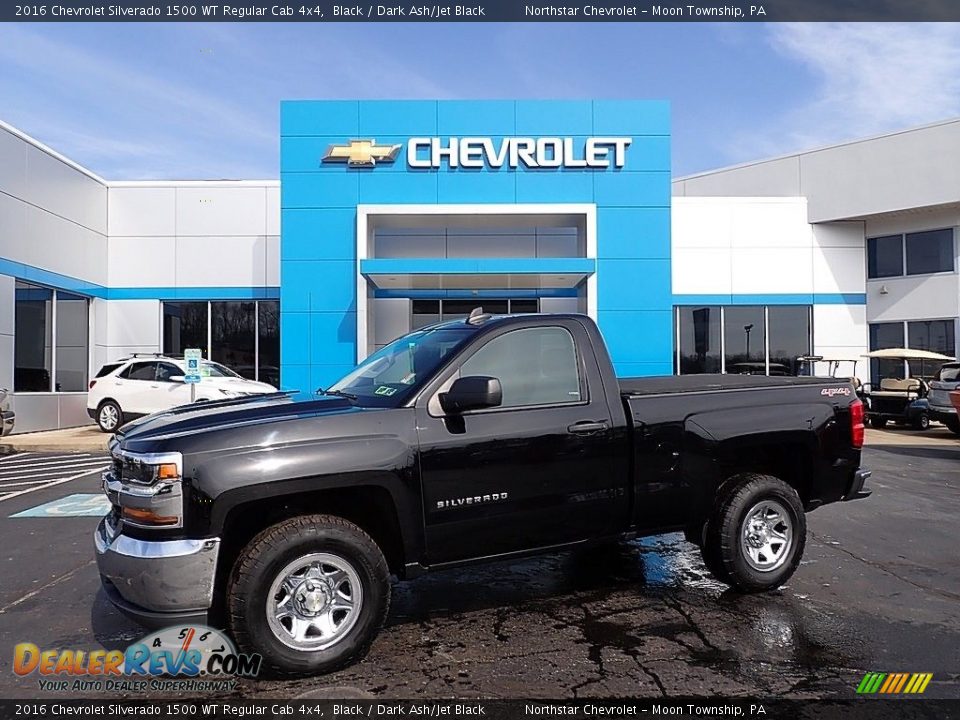 Front 3/4 View of 2016 Chevrolet Silverado 1500 WT Regular Cab 4x4 Photo #1