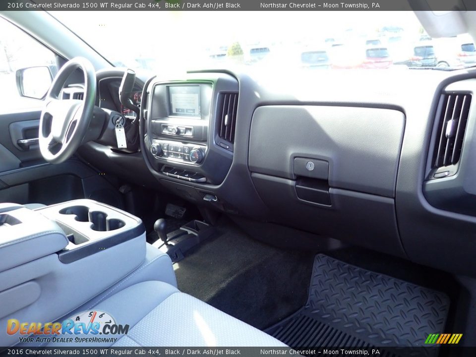 2016 Chevrolet Silverado 1500 WT Regular Cab 4x4 Black / Dark Ash/Jet Black Photo #15