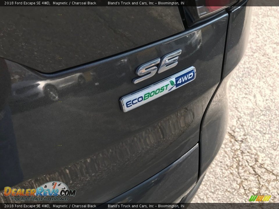 2018 Ford Escape SE 4WD Magnetic / Charcoal Black Photo #7