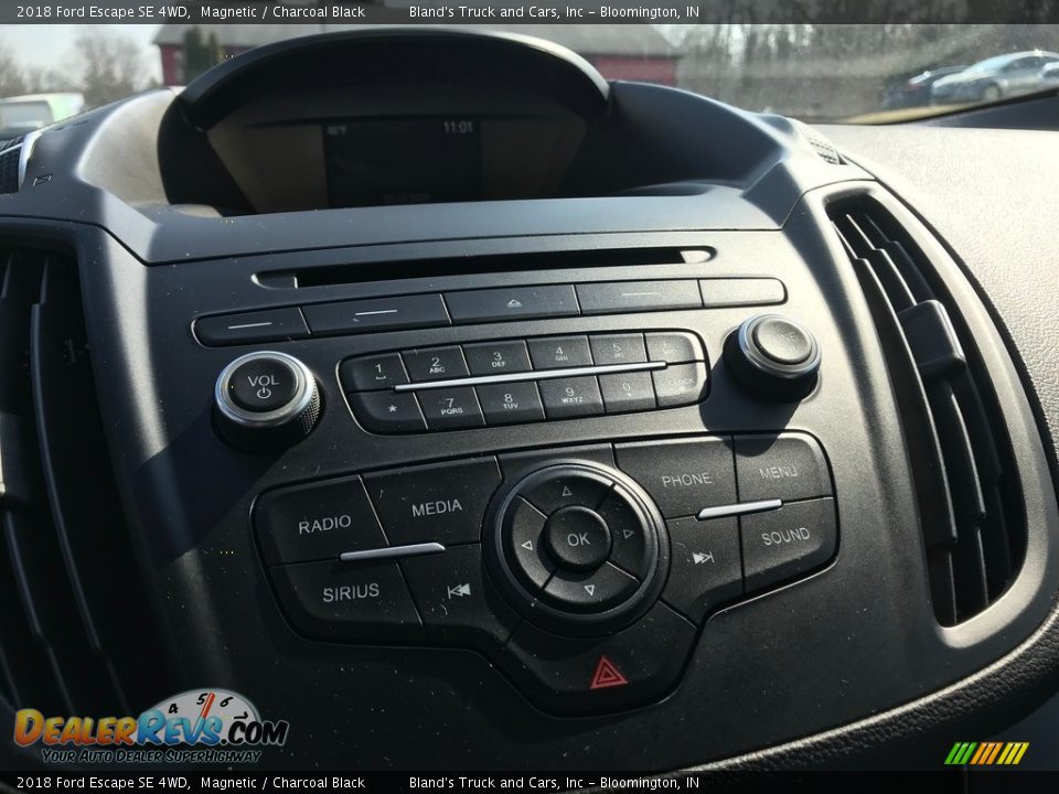 2018 Ford Escape SE 4WD Magnetic / Charcoal Black Photo #18