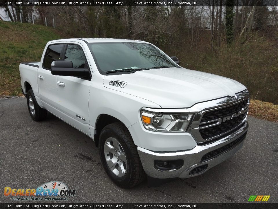 2022 Ram 1500 Big Horn Crew Cab Bright White / Black/Diesel Gray Photo #4