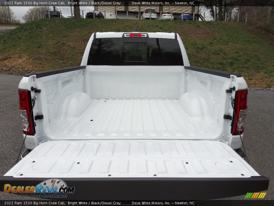 2022 Ram 1500 Big Horn Crew Cab Bright White / Black/Diesel Gray Photo #8