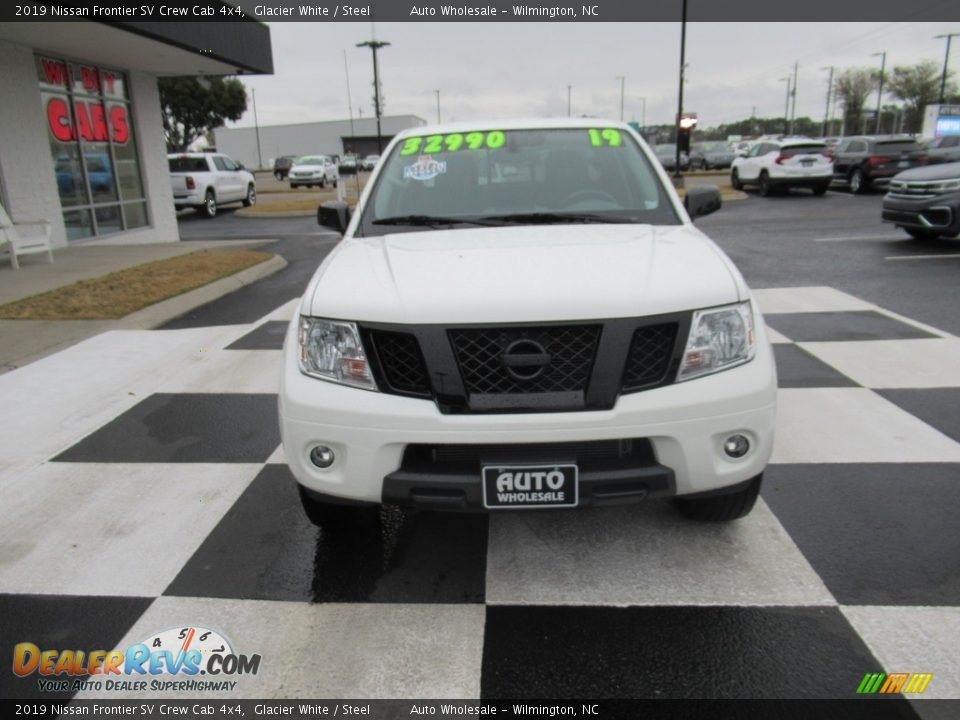 2019 Nissan Frontier SV Crew Cab 4x4 Glacier White / Steel Photo #2