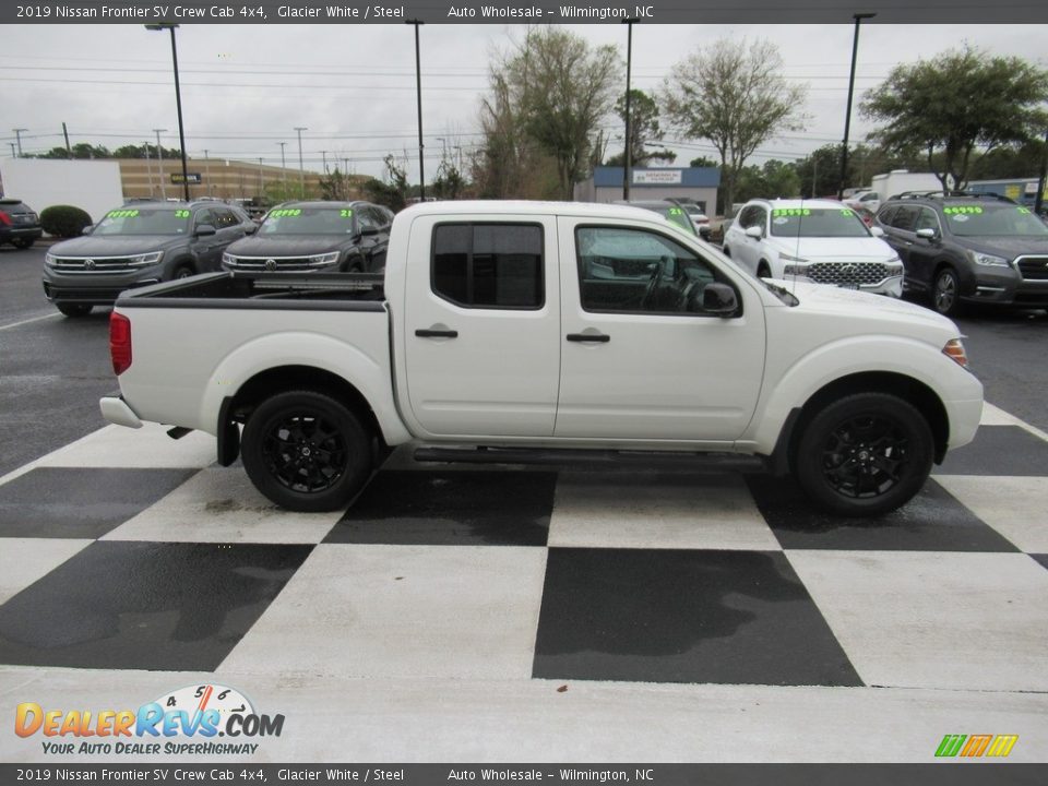 2019 Nissan Frontier SV Crew Cab 4x4 Glacier White / Steel Photo #3